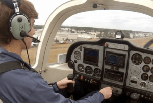 Где пройти обучение на коммерческого пилота