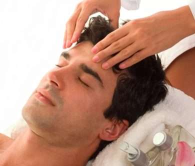 При головной боли вам поможет массаж