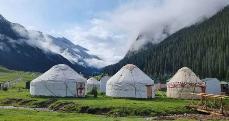 Путешествие по Кыргызстану: топ интересных туров на любой вкус