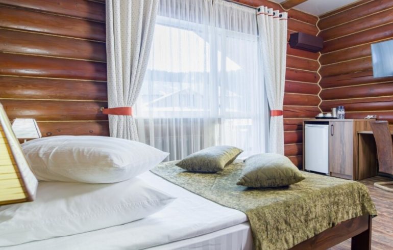 Отели в Белокурихе рядом с подъемниками: где жить любителям горных лыж и сноуборда