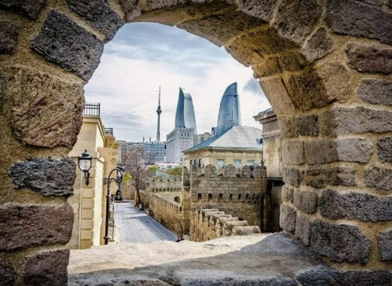 Туры в Азербайджан: от старого Баку до винодельней в горах Большого Кавказа